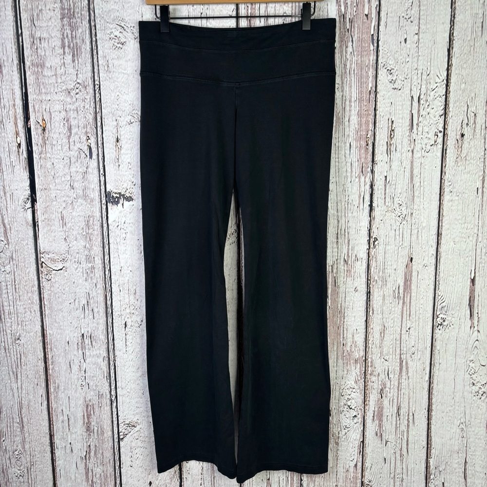 Athleta Black Y2K 2012 Yoga‎ Pants Size Medium Petite Mid Rise Bootcut Leggings